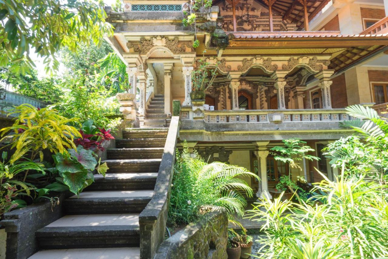 Sania'S House Hotel Ubud Exterior foto