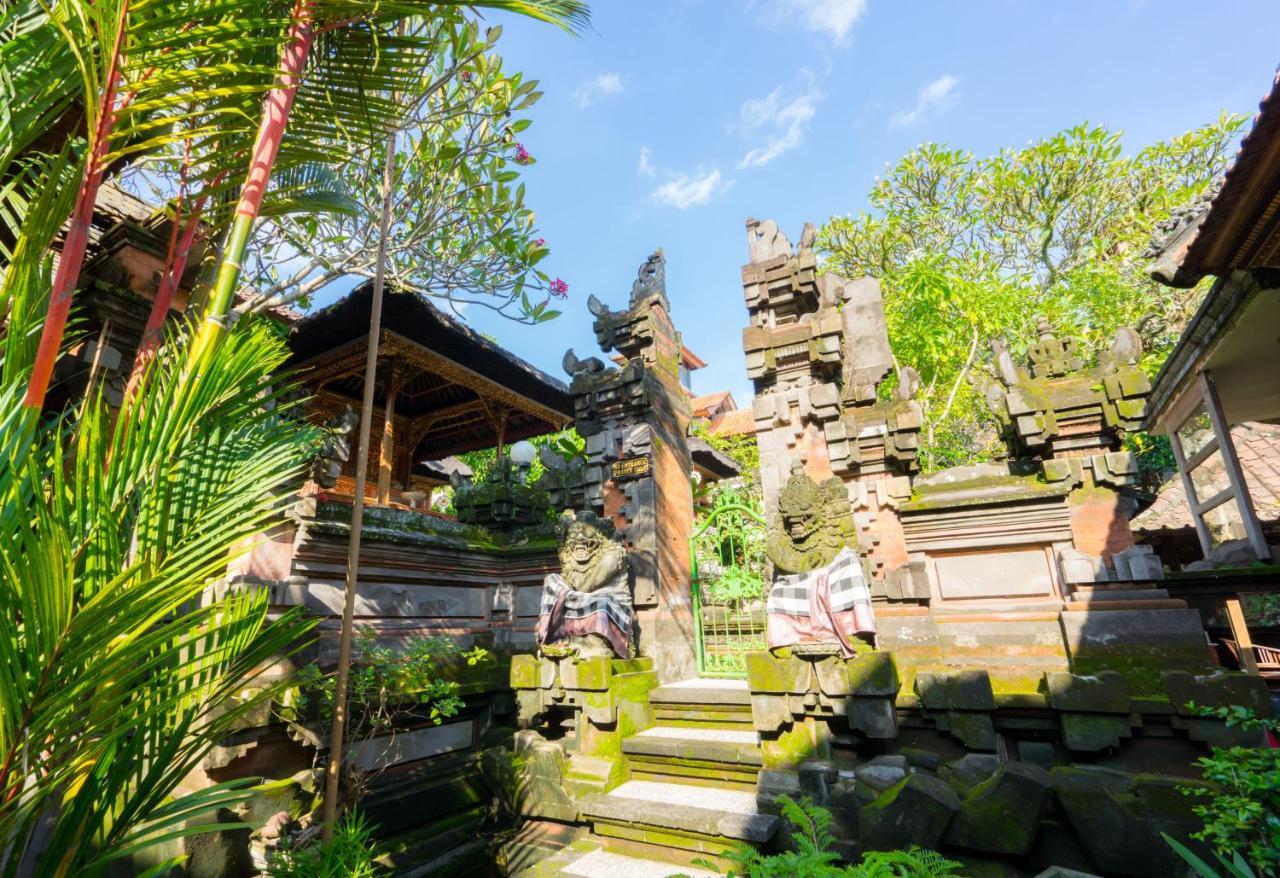 Sania'S House Hotel Ubud Exterior foto